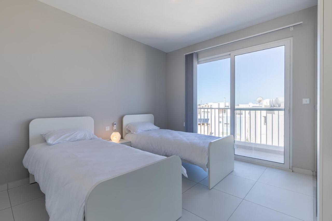 Unique Penthouse With Private Heated Jacuzzi, Close To Restaurants And Night Life Is-Swieqi Kültér fotó